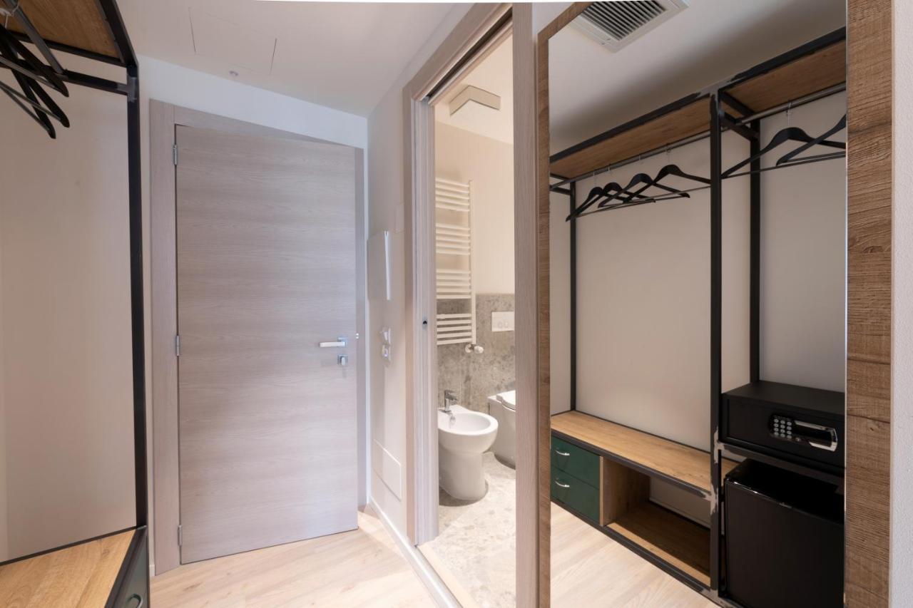 Catignano Hotel Губио Екстериор снимка